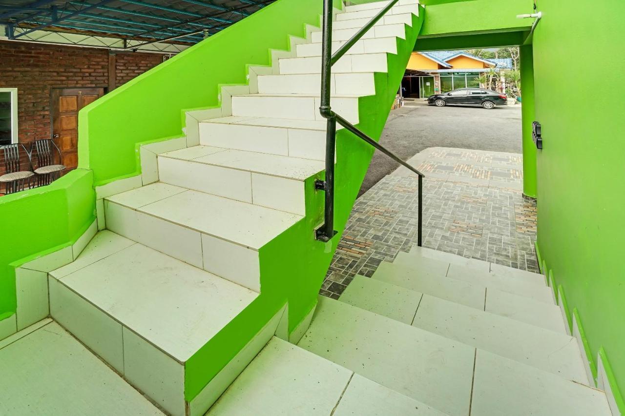 Oyo 90462 Padang Besar Green Inn Exterior photo